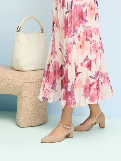 Innue Handbags